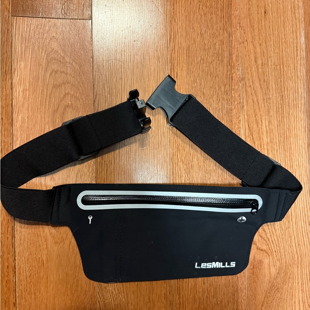 Les Mills Black Waist Bag